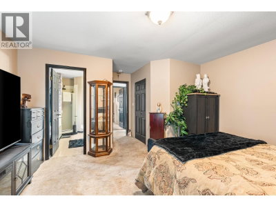 12019 206 Street | Maple Ridge British Columbia | Slide Image Eleven