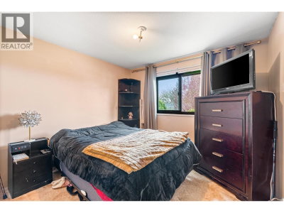 12019 206 Street | Maple Ridge British Columbia | Slide Image Fourteen