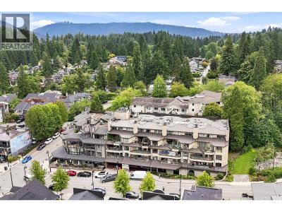 2181 PANORAMA Drive | North Vancouver British Columbia | Slide Image Seventeen