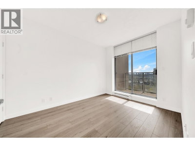 280 ROSS Drive | New Westminster British Columbia | Slide Image Thirteen