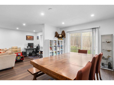 4401 BLAUSON Boulevard | Abbotsford British Columbia | Slide Image Thirty-three