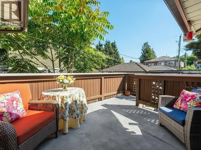 6258 BERWICK Street | Burnaby British Columbia | Slide Image Eighteen