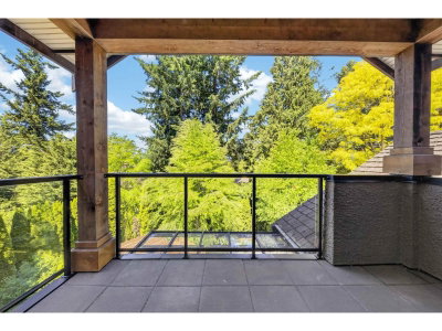 14057 28 Avenue | Surrey British Columbia | Slide Image Twenty-one