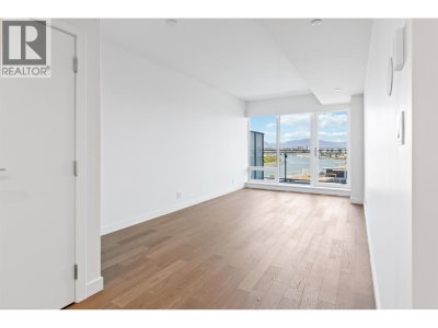 6811 PEARSON Way | Richmond British Columbia | Slide Image Six