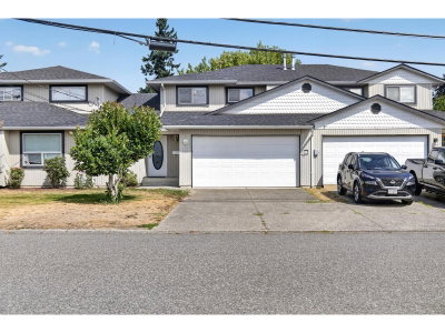 9408 HAZEL Street | Chilliwack British Columbia | Slide Image One