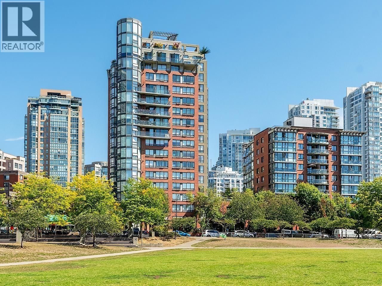 199 DRAKE Street, Vancouver, British Columbia V6Z 2T9