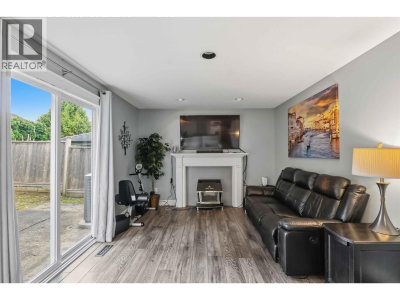 22950 126 Avenue | Maple Ridge British Columbia | Slide Image Nineteen