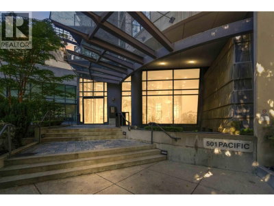 501 PACIFIC Street | Vancouver British Columbia | Slide Image Thirty-five