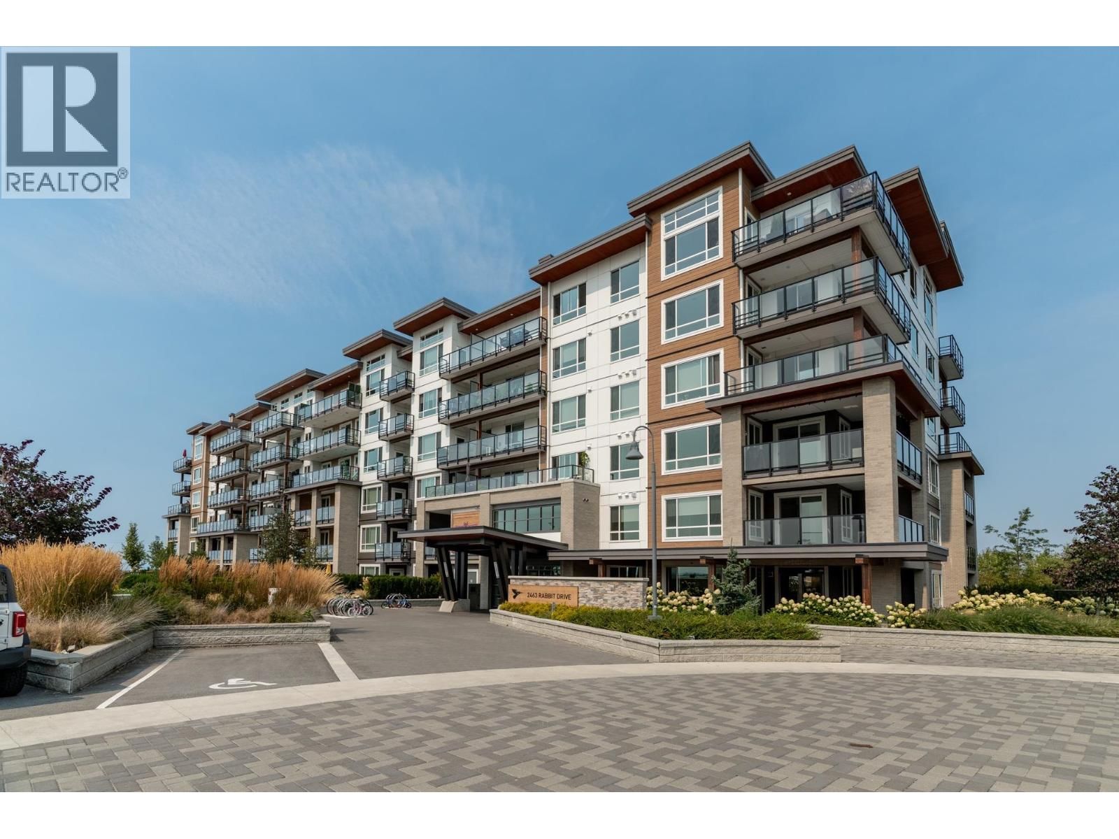 2463 RABBIT Drive, Tsawwassen, British Columbia V4M 0G6