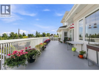 4229 HAZELWOOD Crescent | Burnaby British Columbia | Slide Image Fifteen