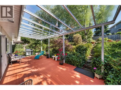 2607 PANORAMA Drive | Coquitlam British Columbia | Slide Image Thirty-eight