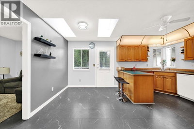 22915 125A Avenue | Maple Ridge British Columbia | Slide Image Ten