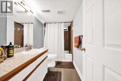 22915 125A Avenue | Maple Ridge British Columbia | Slide Image Eighteen