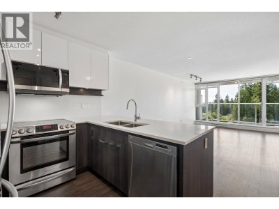 958 RIDGEWAY Avenue | Coquitlam British Columbia | Slide Image Seven