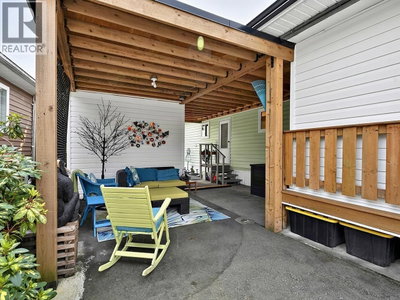 473 RAINDANCE Crescent | West Vancouver British Columbia | Slide Image Fourteen