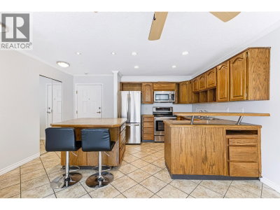 450 BROMLEY Street | Coquitlam British Columbia | Slide Image Ten