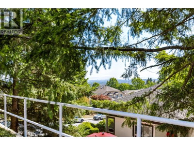 450 BROMLEY Street | Coquitlam British Columbia | Slide Image Thirty-two