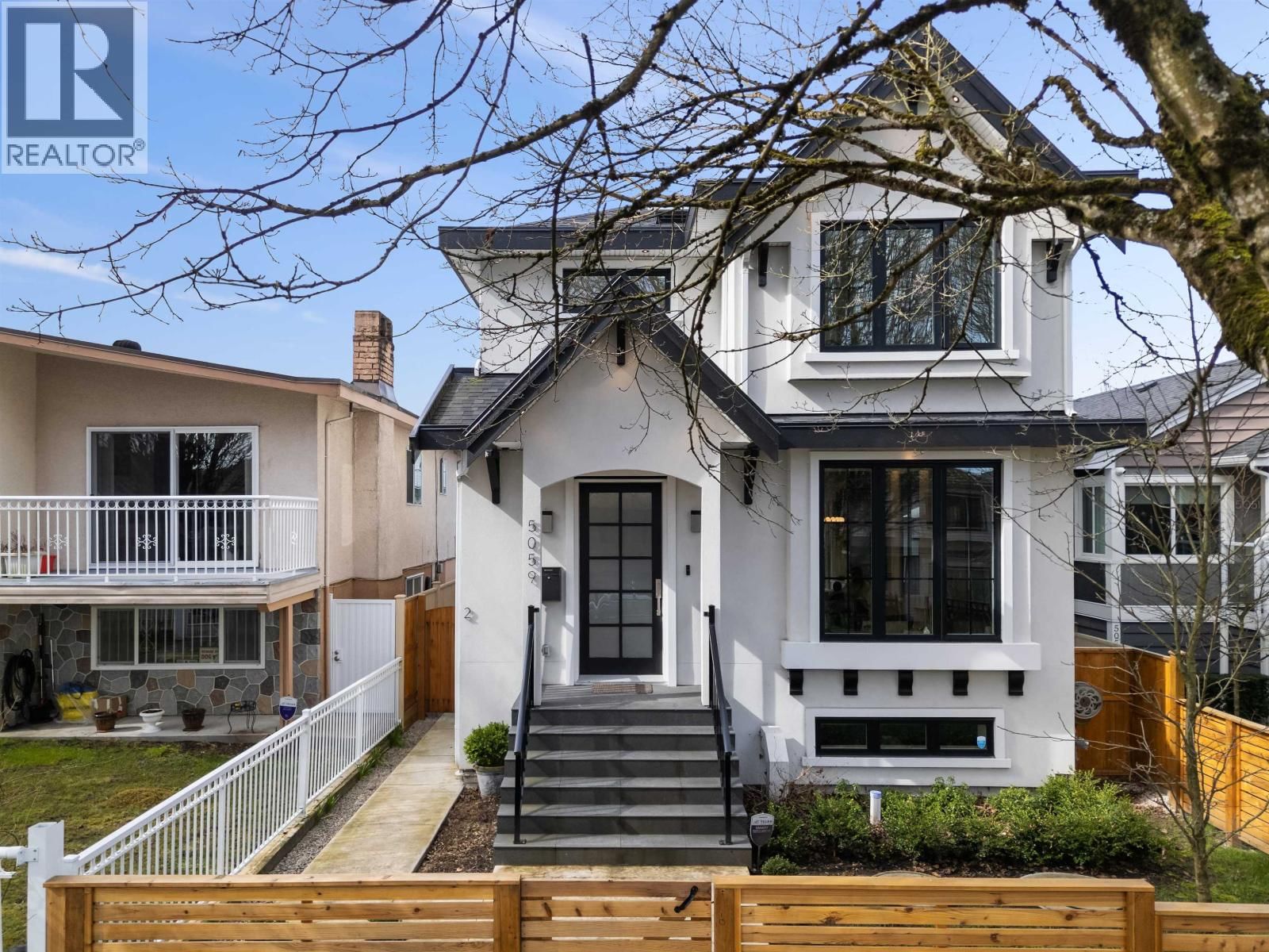 5059 SHERBROOKE Street, Vancouver, British Columbia V5W 3M1