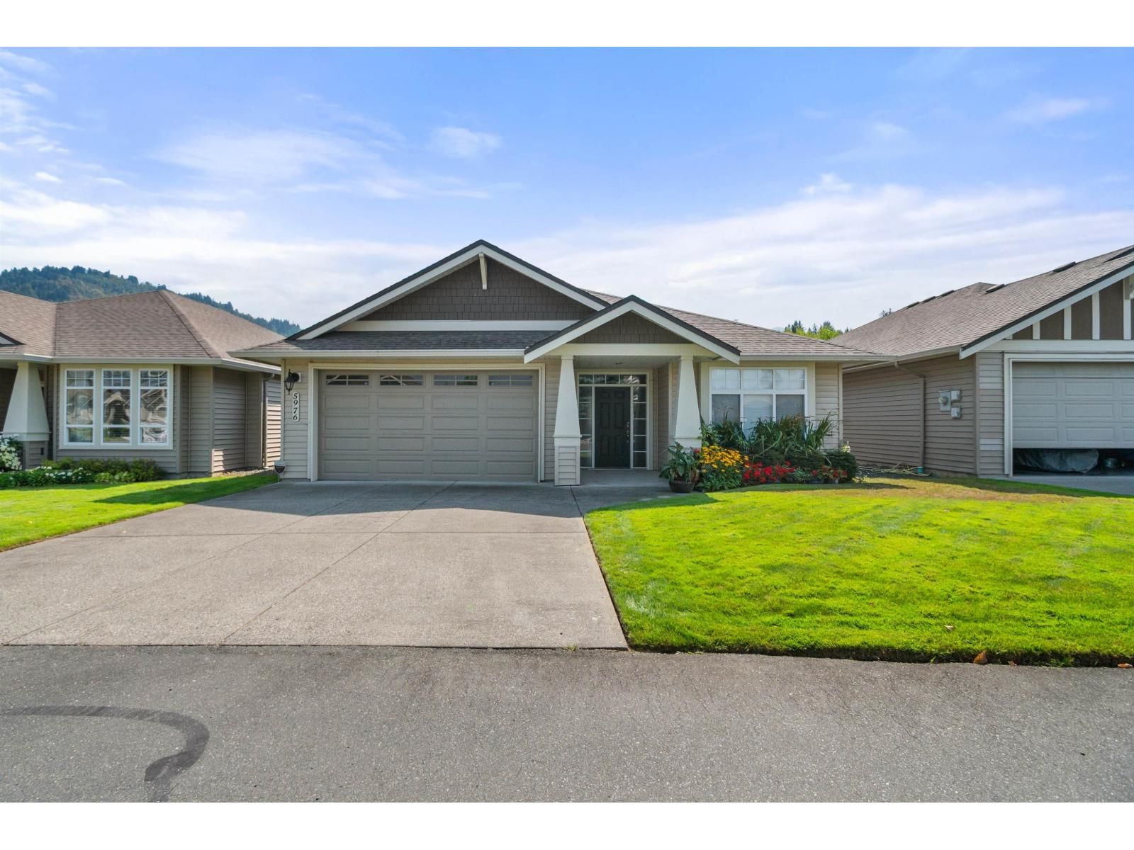 5976 HUNTER CREEK Crescent, Chilliwack, British Columbia V2R 0B7