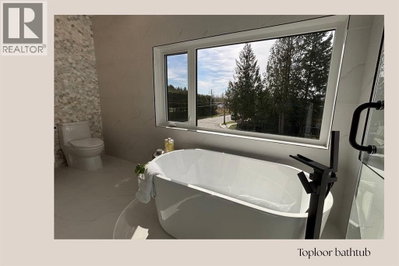 23998 120B Avenue | Maple Ridge British Columbia | Slide Image Fourteen