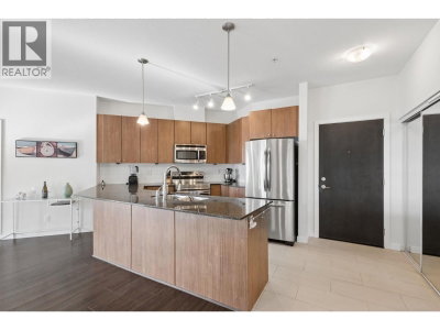 245 ROSS Drive | New Westminster British Columbia | Slide Image Nine