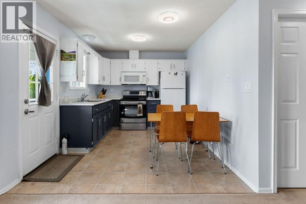 106 MCDERMID Drive, Prince George, British Columbia V2M 4T6