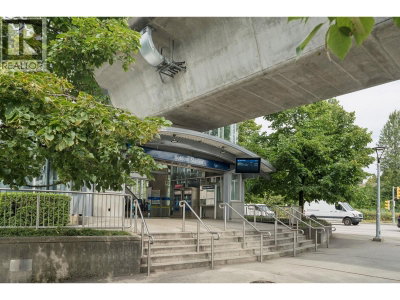 2225 HOLDOM Avenue | Burnaby British Columbia | Slide Image Thirty-eight