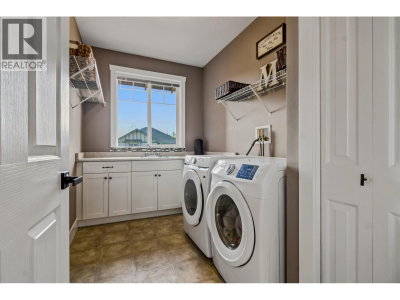 13887 DOCKSTEADER Loop | Maple Ridge British Columbia | Slide Image Eleven