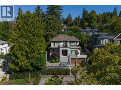 3085 49 Avenue | Vancouver British Columbia | Slide Image Thirty