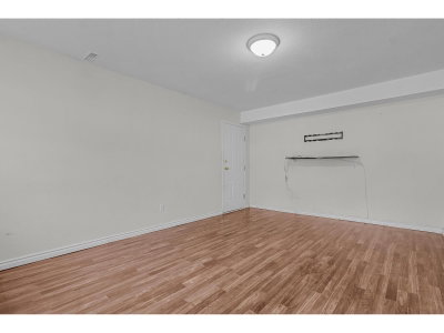 32878 HARWOOD Place | Abbotsford British Columbia | Slide Image Eleven