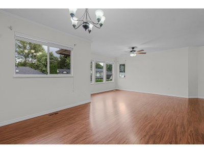 32878 HARWOOD Place | Abbotsford British Columbia | Slide Image Seventeen