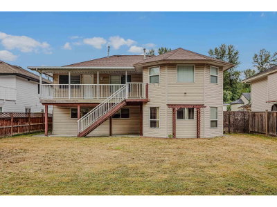 32878 HARWOOD Place | Abbotsford British Columbia | Slide Image Five