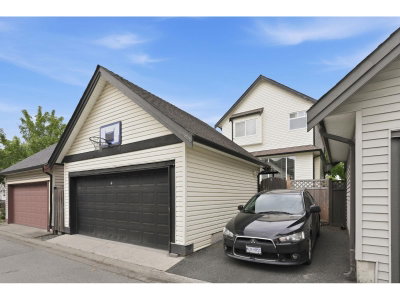 6814 192 Street | Surrey British Columbia | Slide Image Thirty-seven