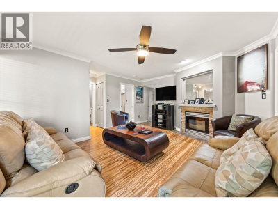 11870 236B Street | Maple Ridge British Columbia | Slide Image Nine