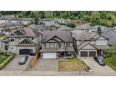 46225 KERMODE Crescent | Chilliwack British Columbia | Slide Image One