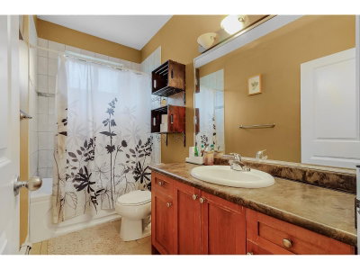 46225 KERMODE Crescent | Chilliwack British Columbia | Slide Image Twenty