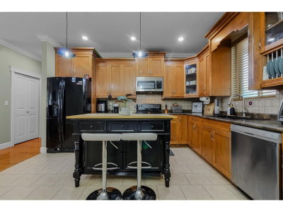 46225 KERMODE Crescent | Chilliwack British Columbia | Slide Image Eight