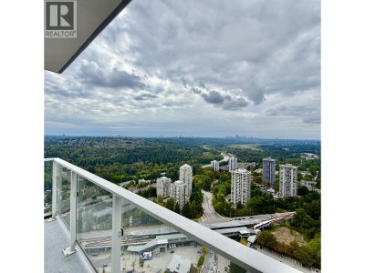 3833 EVERGREEN Place | Burnaby British Columbia | Slide Image Ten