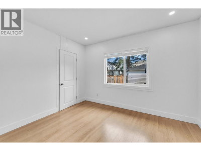 425 57TH Avenue | Vancouver British Columbia | Slide Image Eight