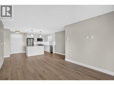 22562 121 Avenue | Maple Ridge British Columbia | Slide Image Eleven