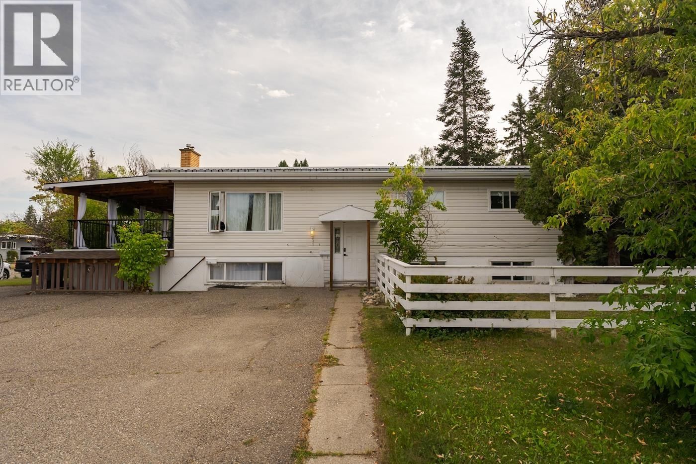 203 WATSON Crescent, Prince George, British Columbia V2L 4P4