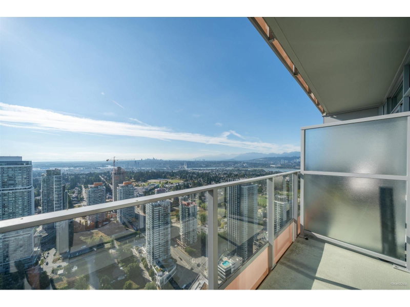 13495 CENTRAL Avenue Surrey British Columbia, V3T 0K2 - 1 Bedroom Condo For Sale