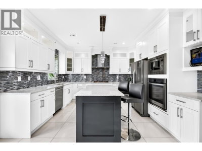 351 PEMBINA Street | New Westminster British Columbia | Slide Image Thirteen