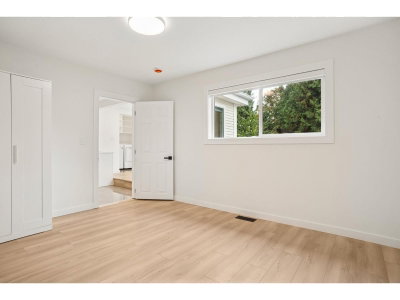 15962 NORTH BLUFF Road | White Rock British Columbia | Slide Image Thirteen
