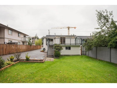 15962 NORTH BLUFF Road | White Rock British Columbia | Slide Image Thirty
