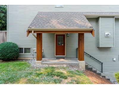 46840 RUSSELL Road | Chilliwack British Columbia | Slide Image Two