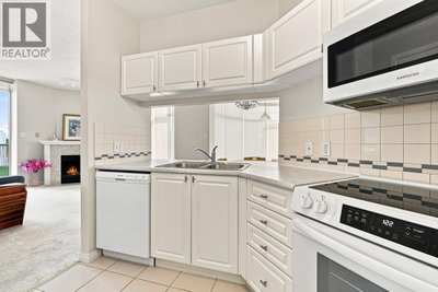 6188 PATTERSON Avenue | Burnaby British Columbia | Slide Image Fourteen