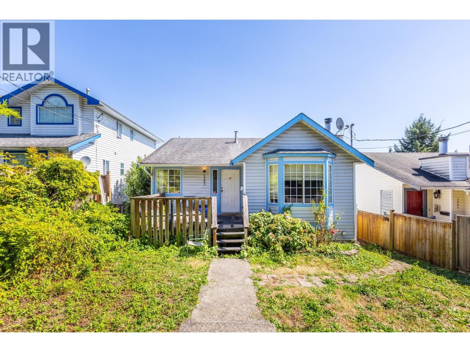 1253 JOHNSON Street, Coquitlam, British Columbia V3B 4T3