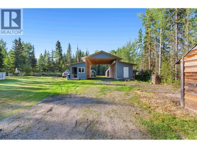 5165 BENDIXON Road | Prince George British Columbia | Slide Image Four