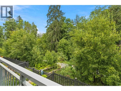 24076 112 Avenue | Maple Ridge British Columbia | Slide Image Thirty